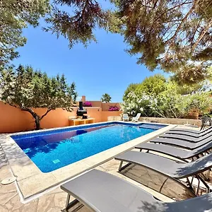Villa Tomas, San José